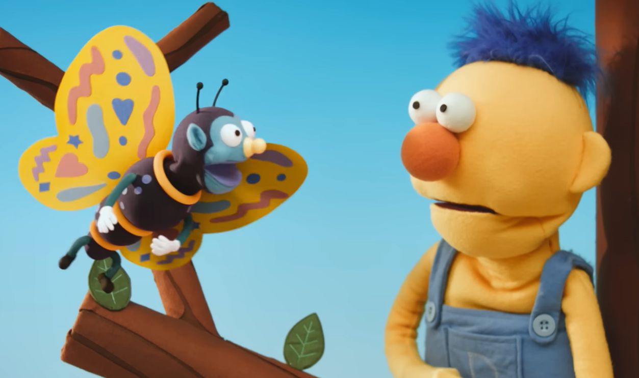 Screenshot from Don’t Hug Me I’m Scared (2022)