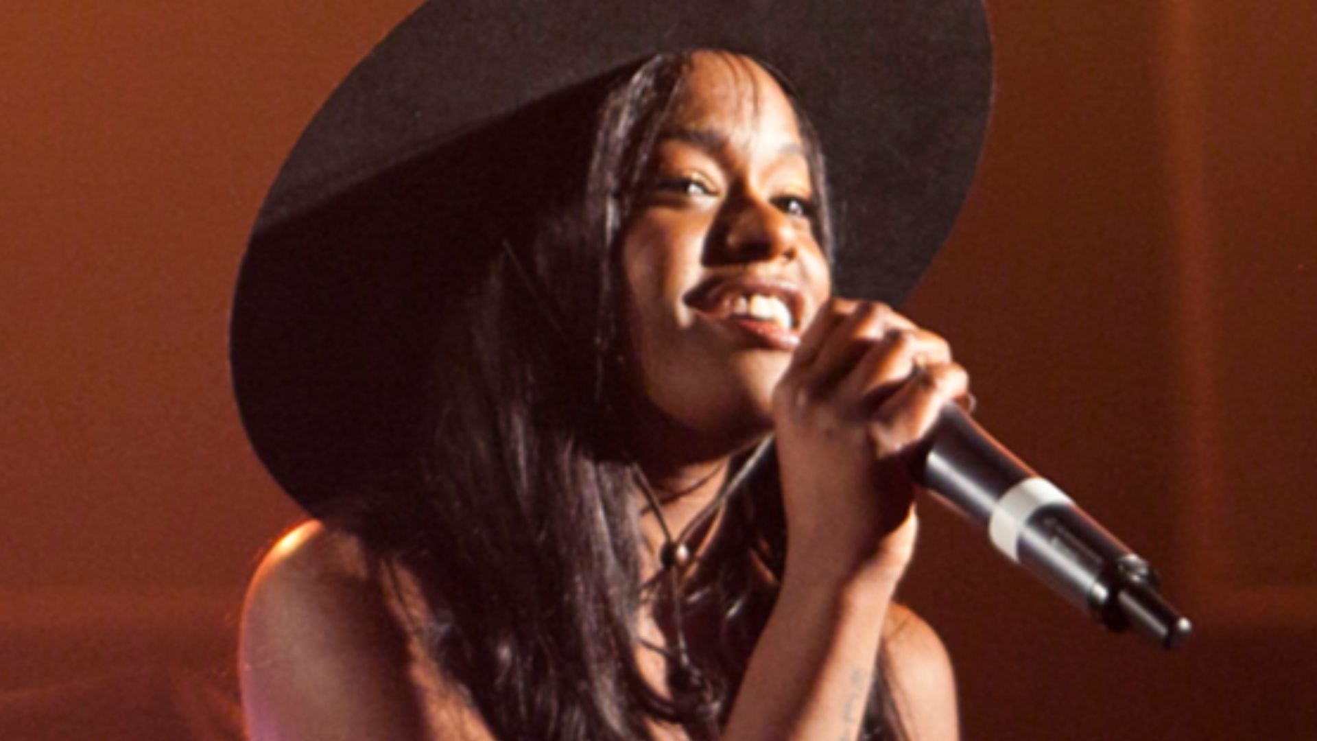 File:Azealia Banks 2012 NME Awards cropped.jpg