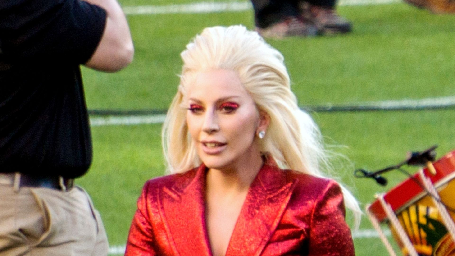 File:Lady Gaga Super Bowl 50 National anthem.jpg
