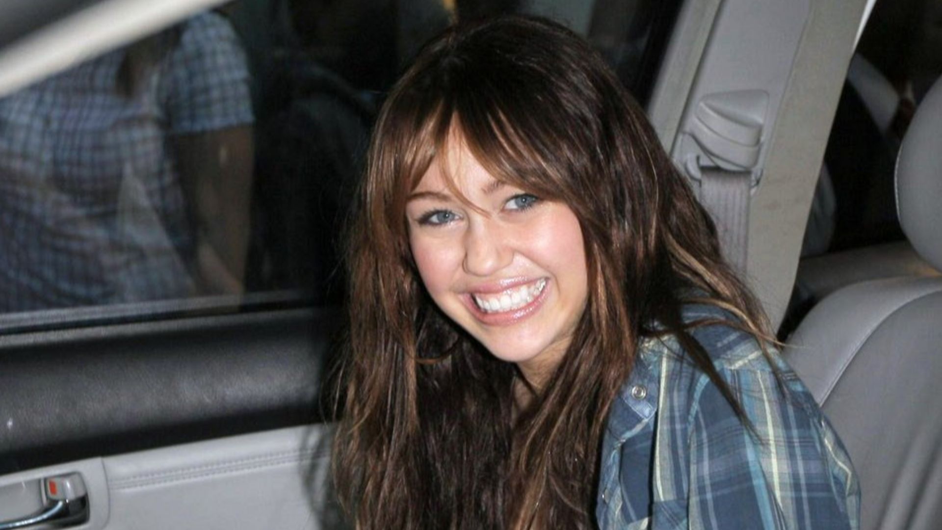 File:Miley Cyrus 2008.jpg