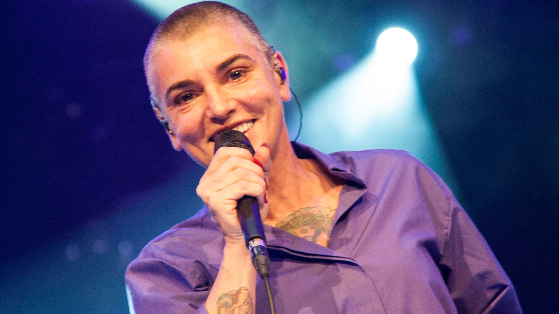 File:Sinead O'Connor (14828633401).jpg