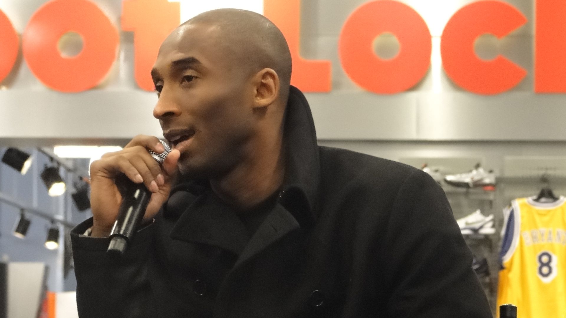 File:Kobe Bryant in 2010-6.jpg