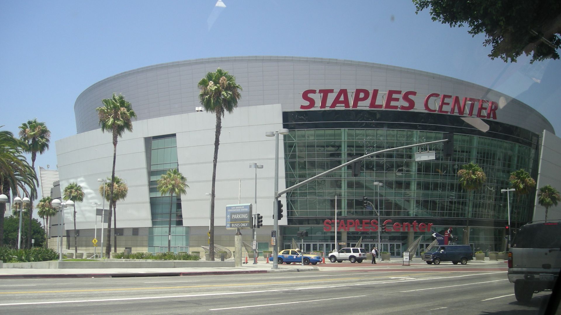 File:Staples Center July 2007.jpg