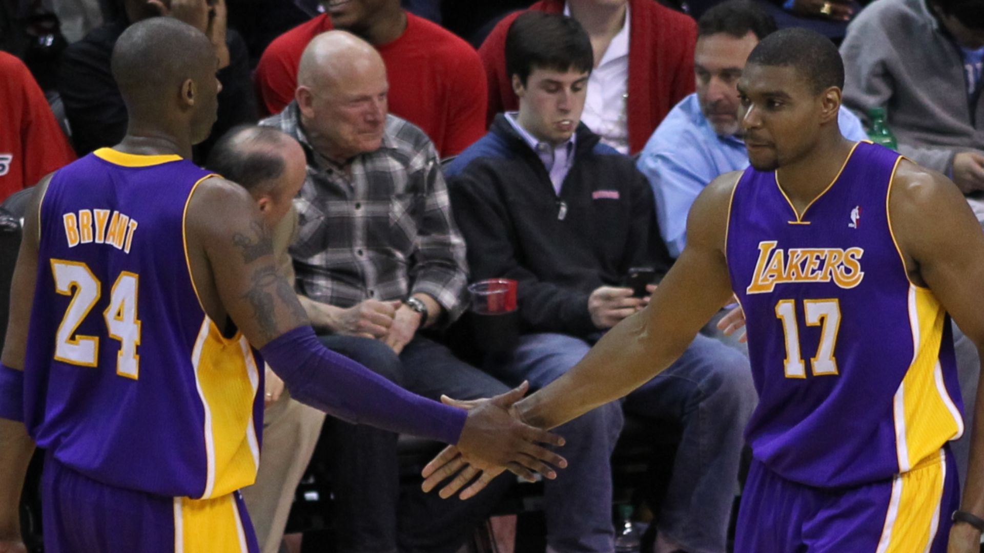 File:Kobe Bryant, Andrew Bynum.jpg