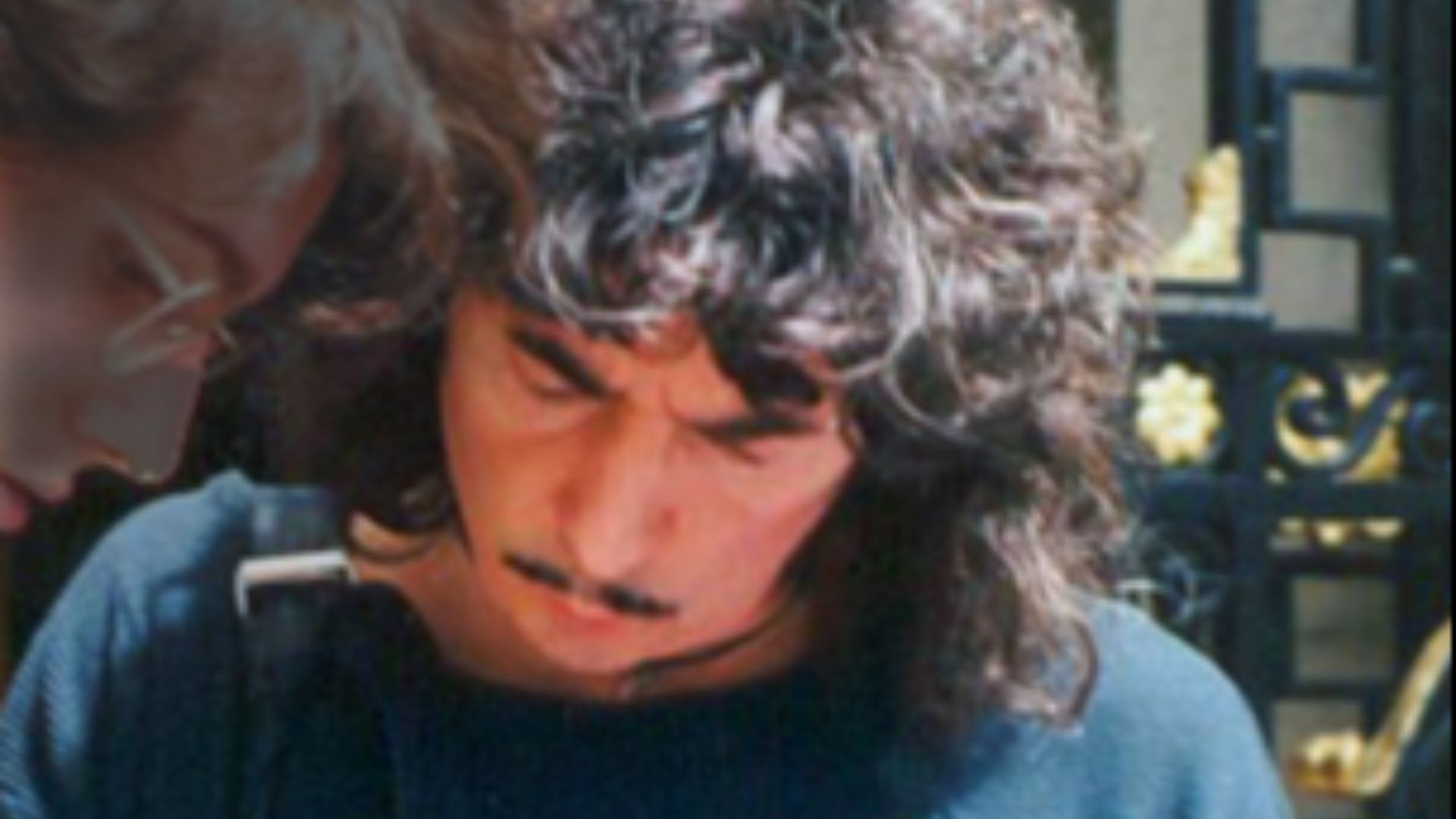 File:Ritchie Blackmore signing.jpg