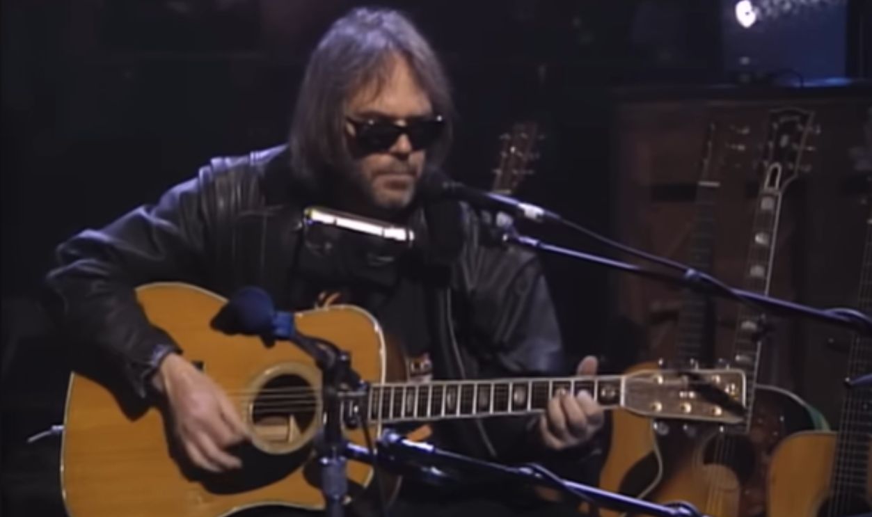 Screenshot from The Needle and the Damage Done (1972)