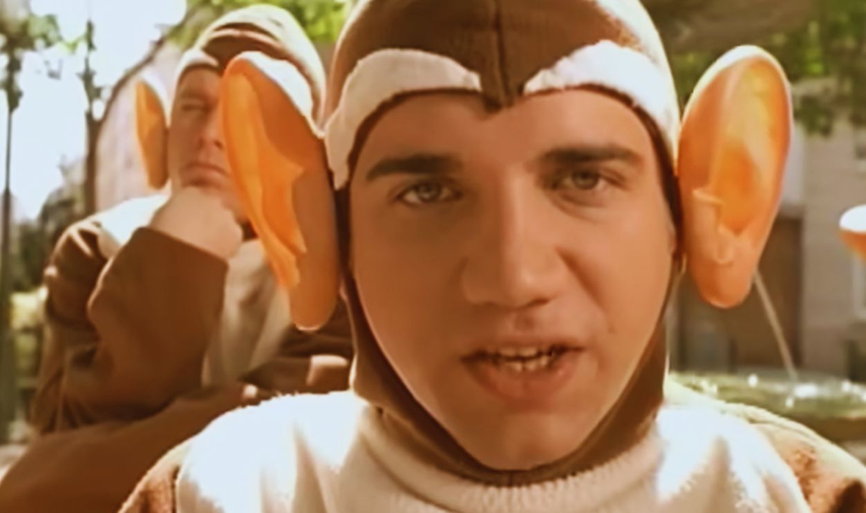 Screenshot from The Bad Touch (1999)