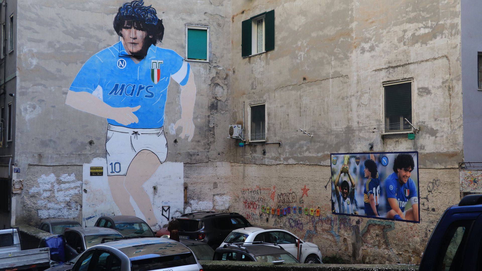 File:Diego Maradona, Napoli.jpg