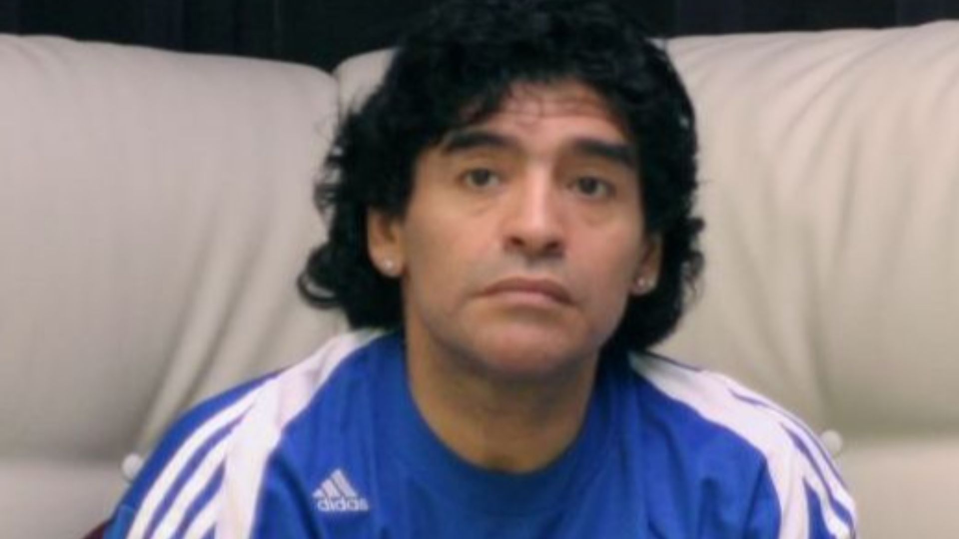 File:Diego Maradona cropped.jpg