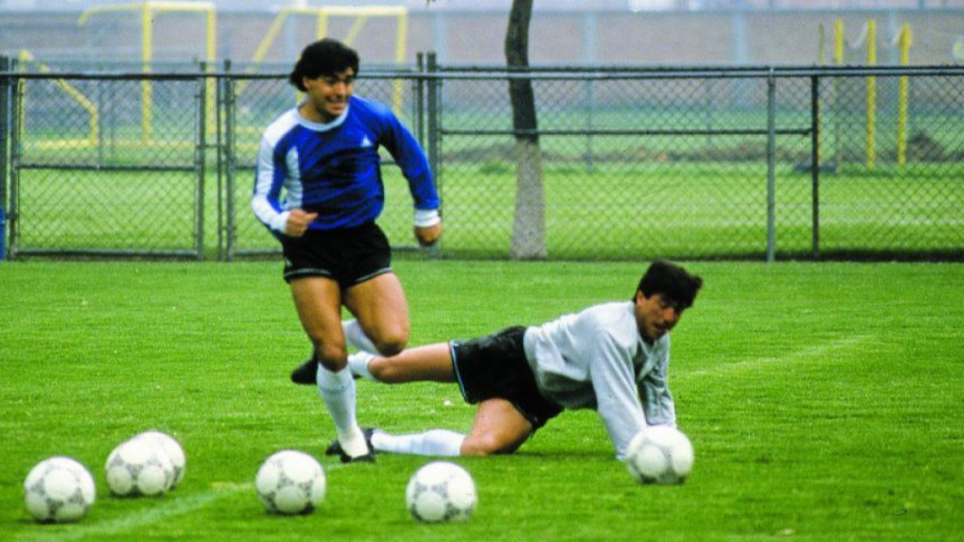 File:Maradona passarella practica argentina.jpg