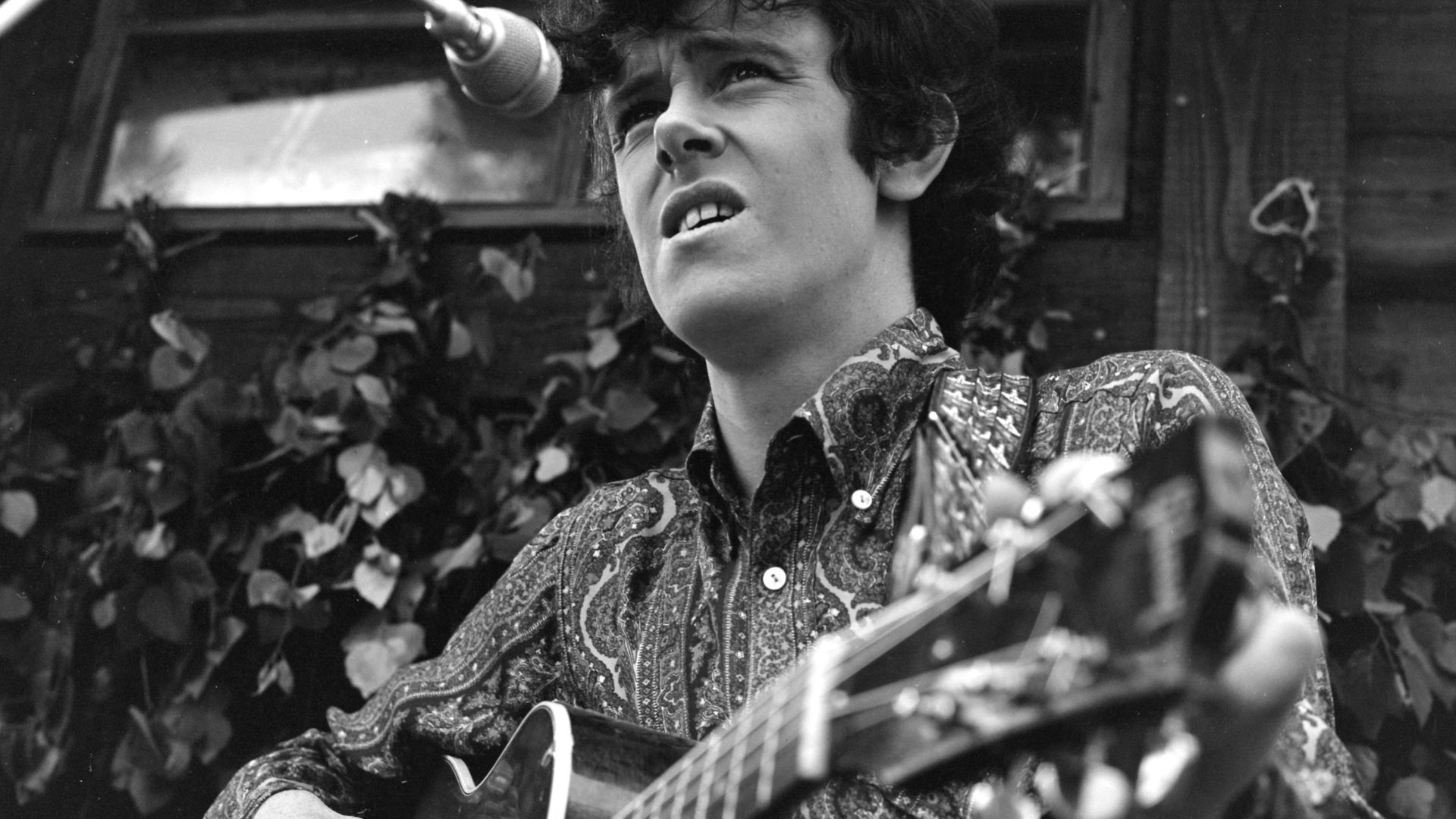 File:Donovan-1966-e.jpg
