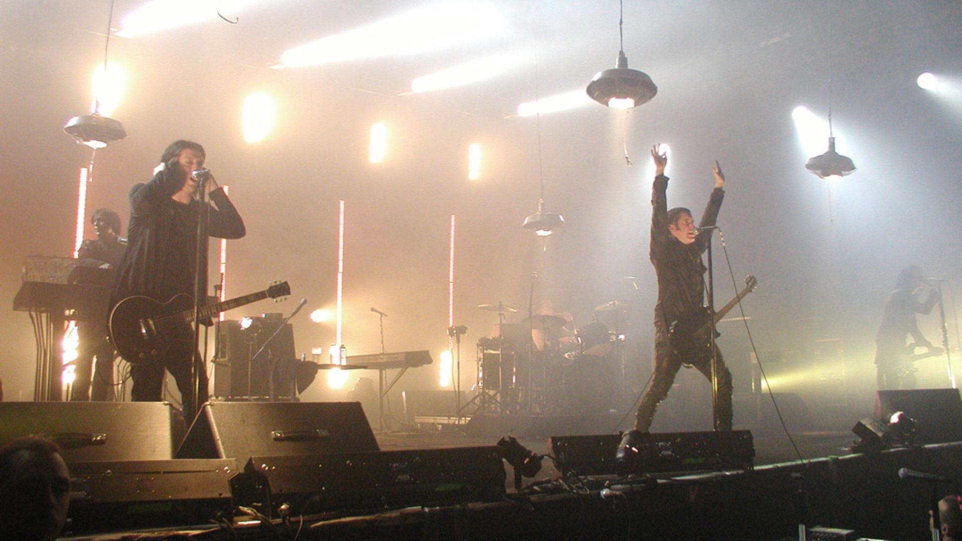 File:NIN Munich 2007.jpg