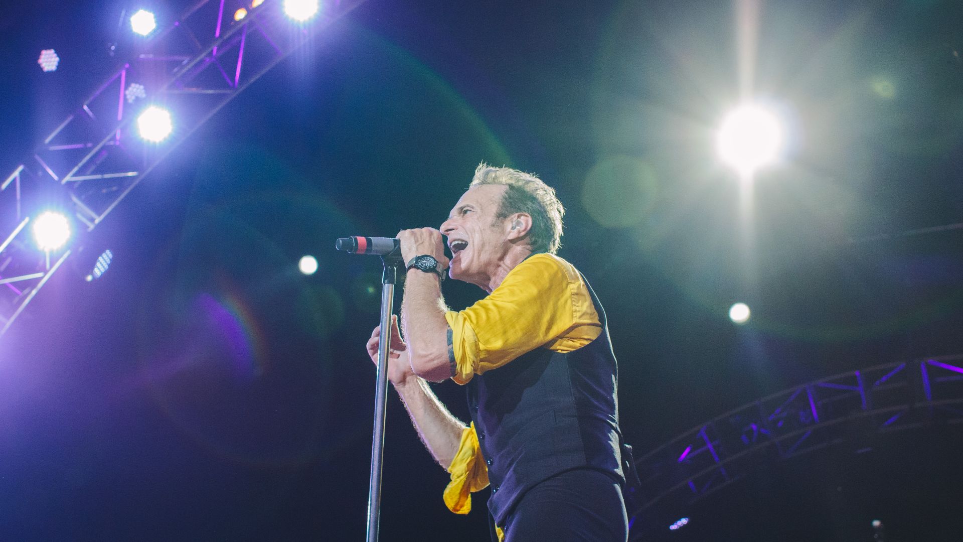 File:Van Halen-8809 (20616696626).jpg