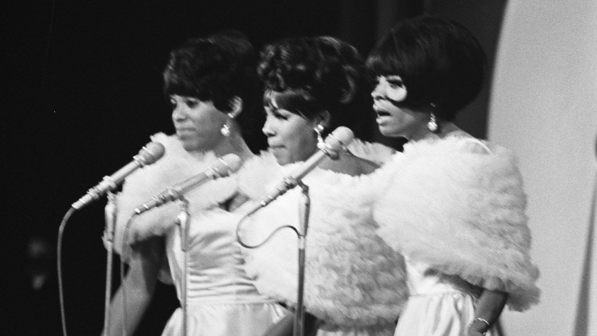 File:Supremes1965NL.jpg