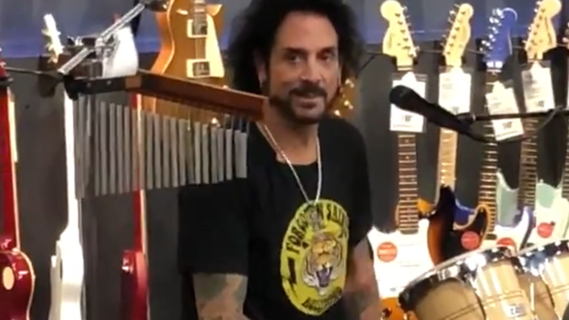 File:Deen Castronovo 2018.png