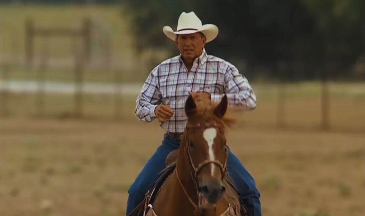Screenshot from George Strait – Troubadour (2008)