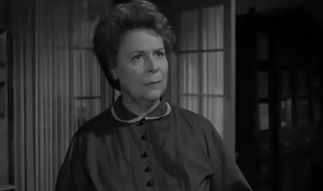 Screenshot from The Twilight Zone: The Changing of the Guard (1962)