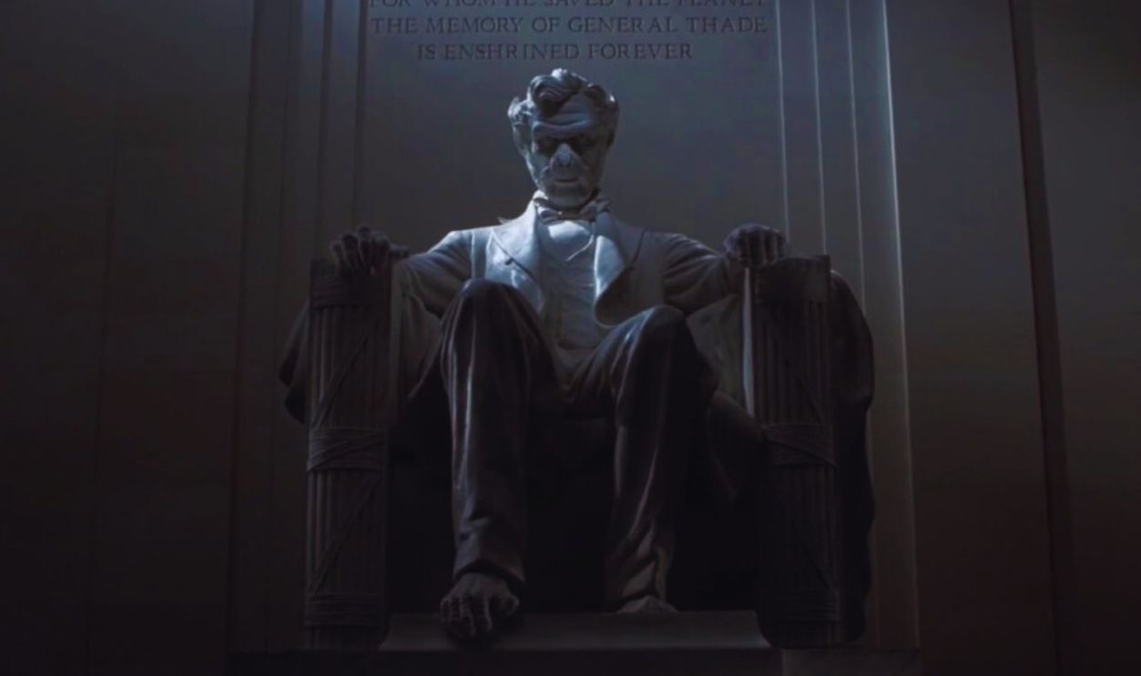 : Screenshot from Planet of the Apes (2001)