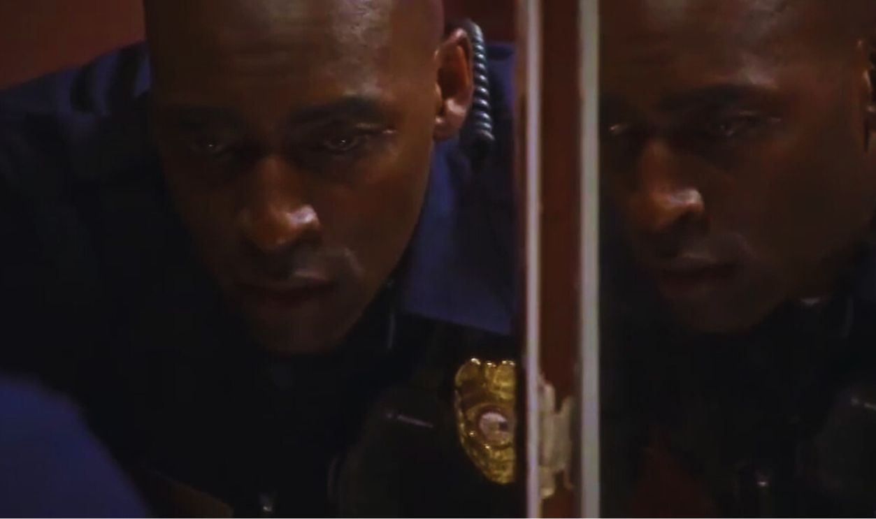 Screenshot from The Shield (2002-2008)