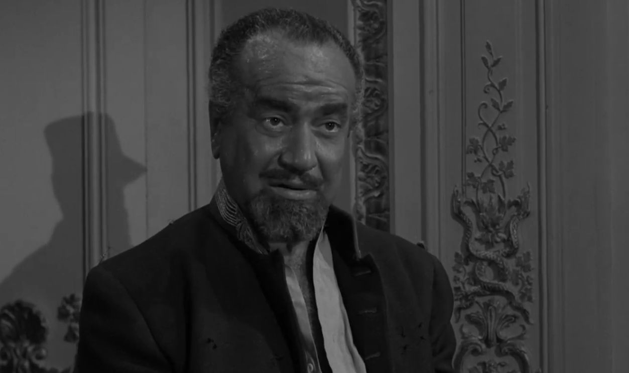 Screenshot from The Twilight Zone: Mirror Image (1960)