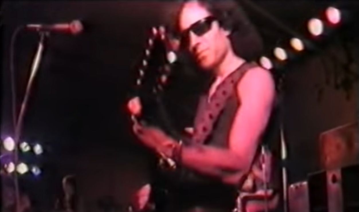 Screenshot from On the Lookout (1971)