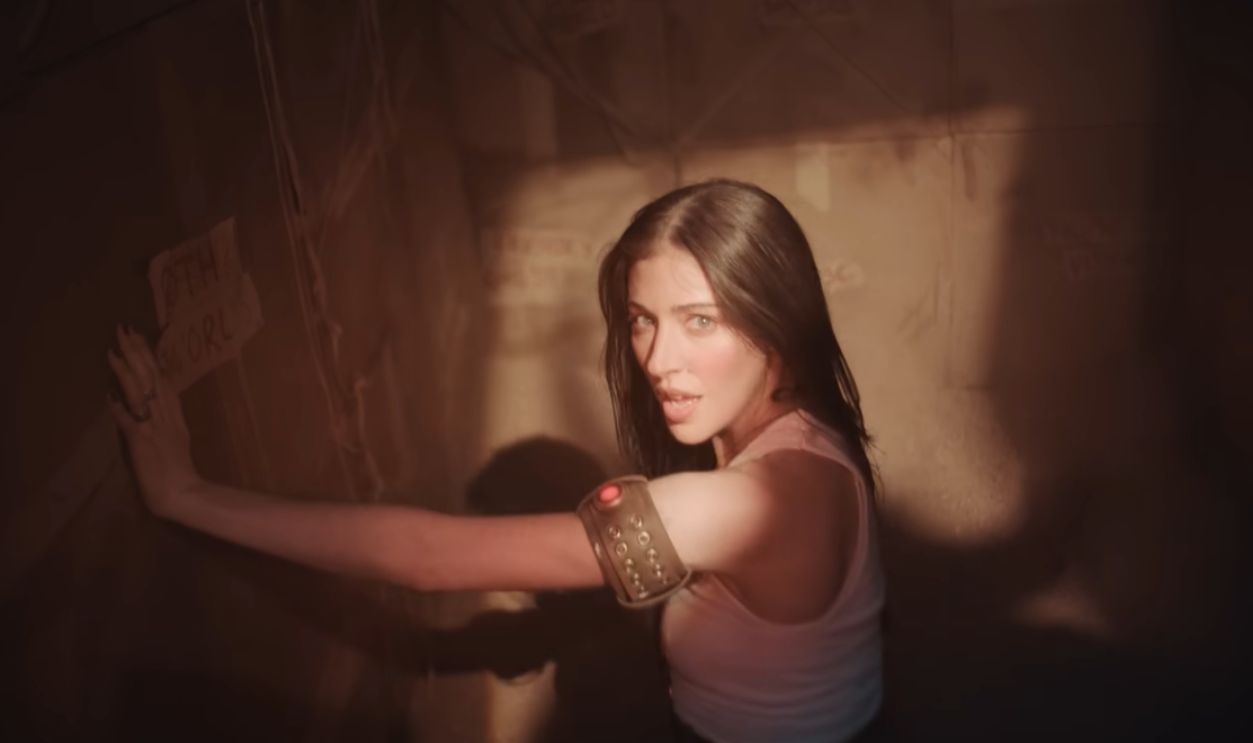 Screenshot from Bunny Is a Rider (2021)