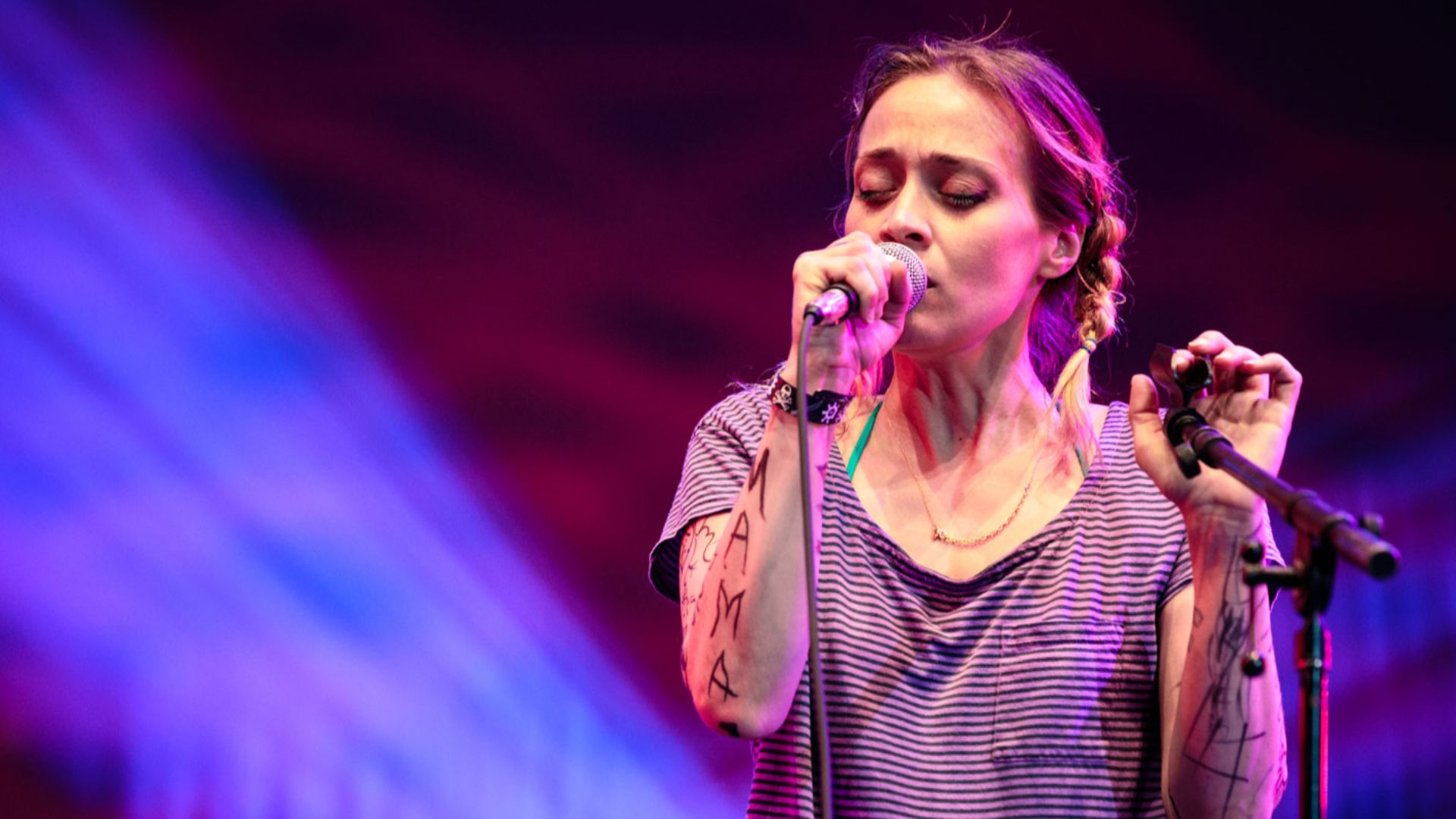 File:Fiona Apple by Sachyn Mital.jpg