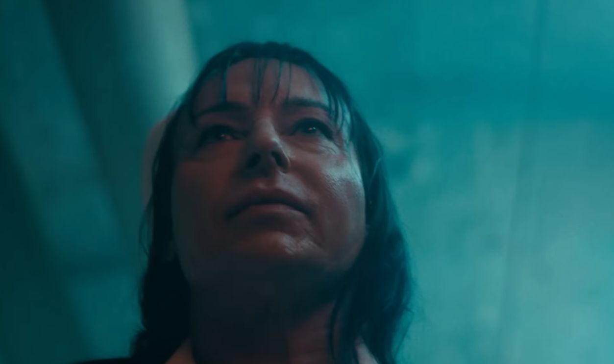 Screenshot from Shiver (2023) 