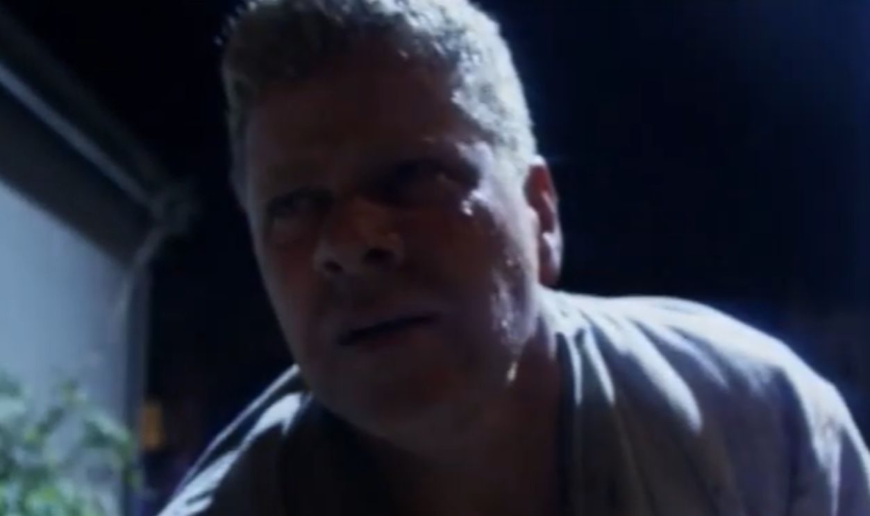 Screenshot from Southland (2009-2013)