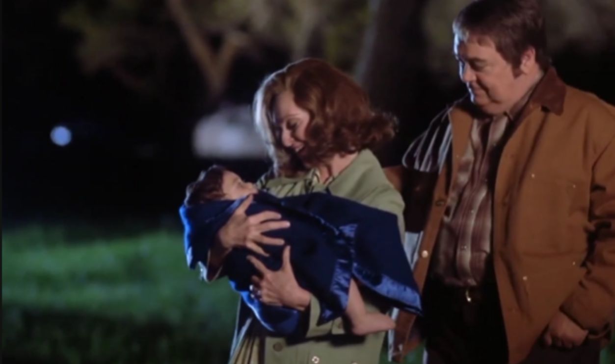 Screenshot from Lois & Clark: The New Adventures of Superman (1993-1997)