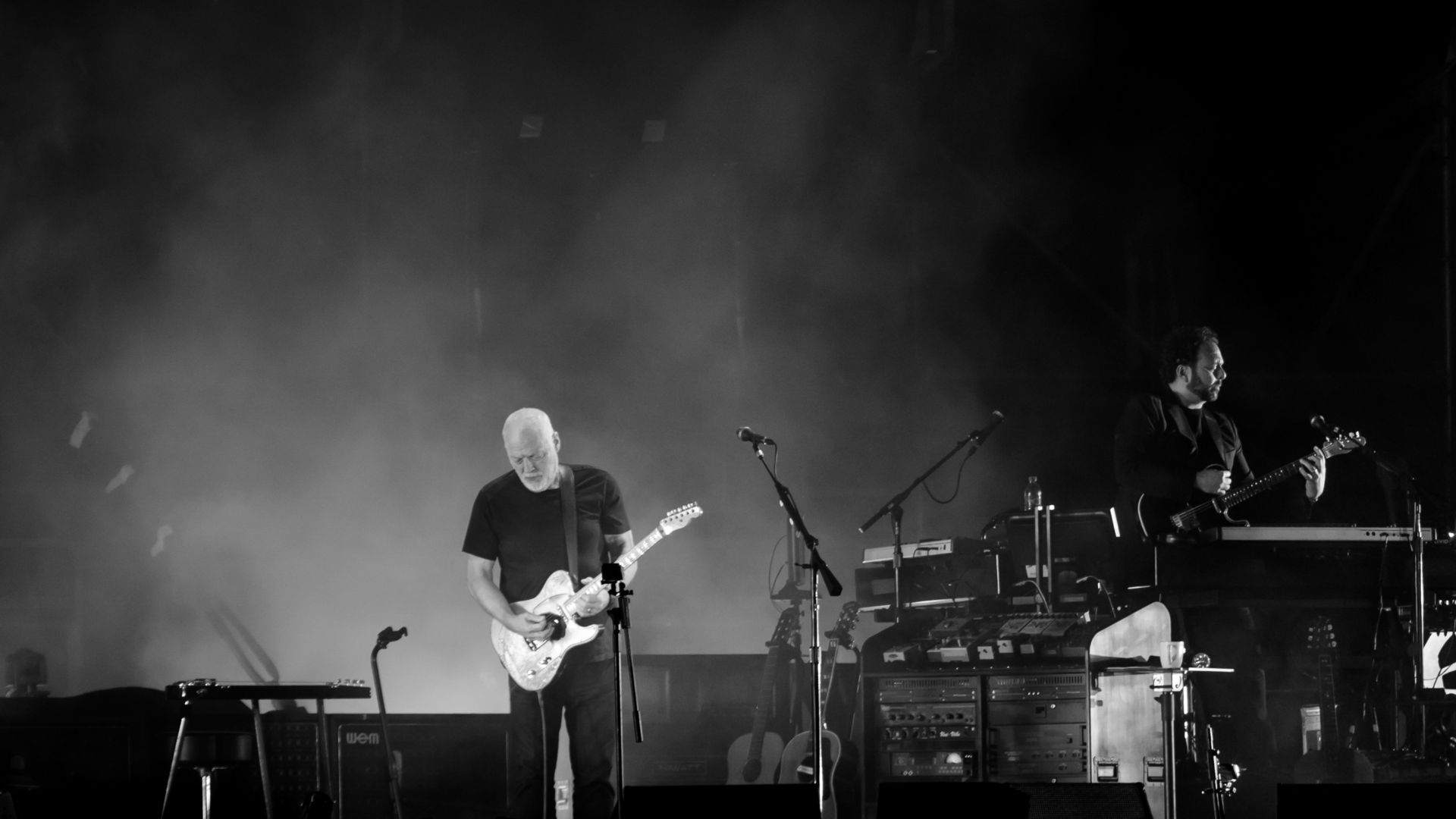 File:David Gilmour Rattle That Rock World Tour - Buenos Aires (23485578389).jpg