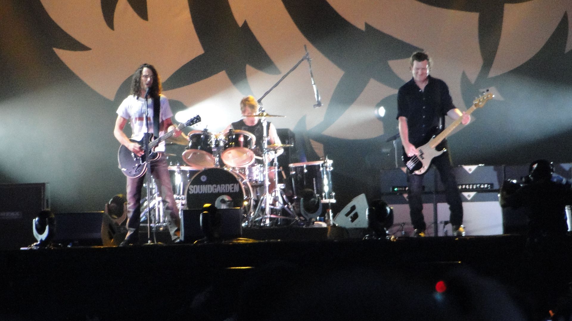 File:Soundgarden Chicago.jpg