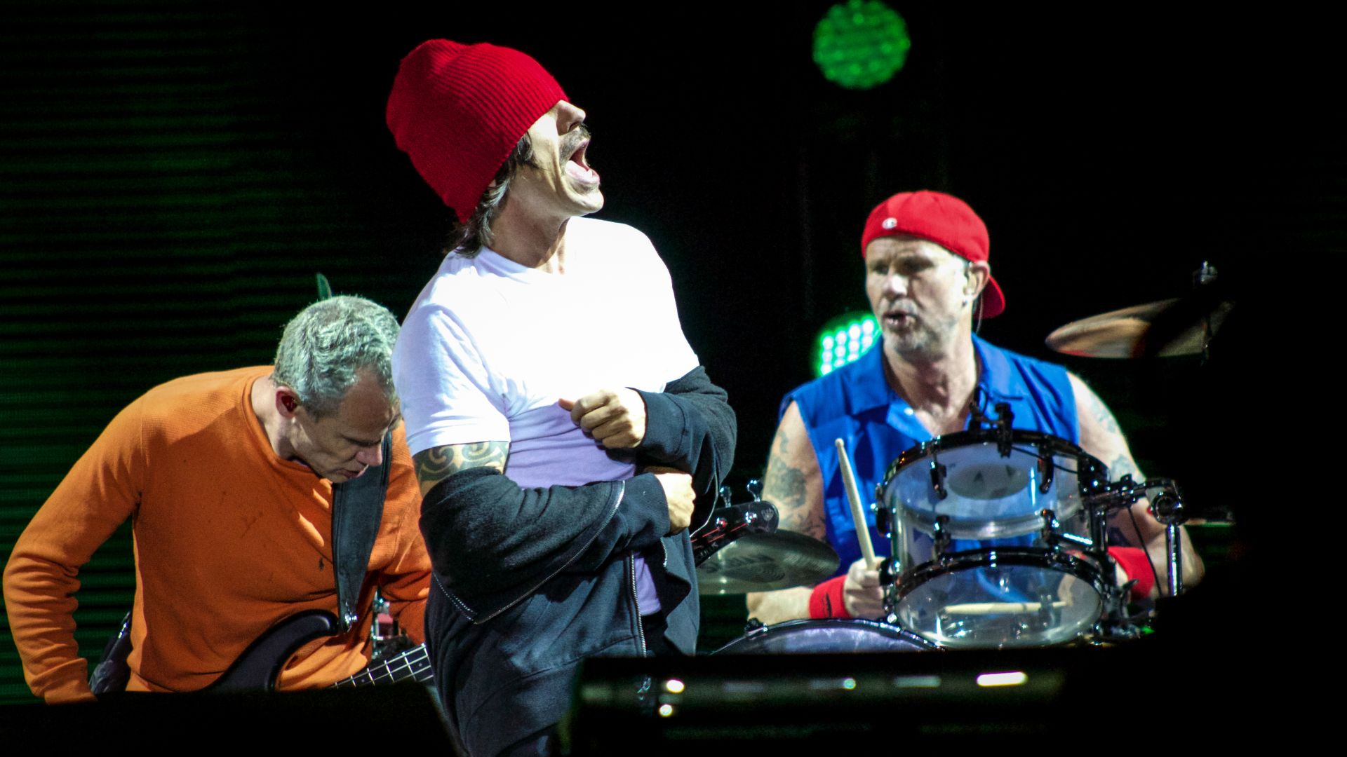 File:Red Hot Chili Peppers - Lollapalooza Chile 2014 (13678783843).jpg