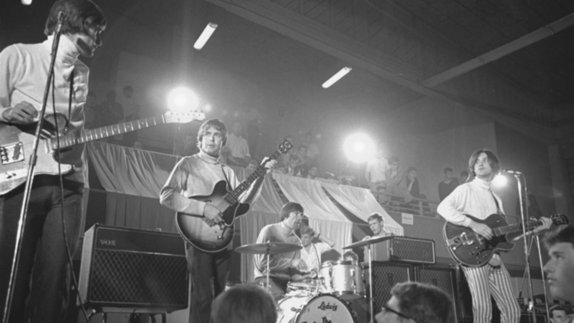 File:The Kinks 1966.jpg