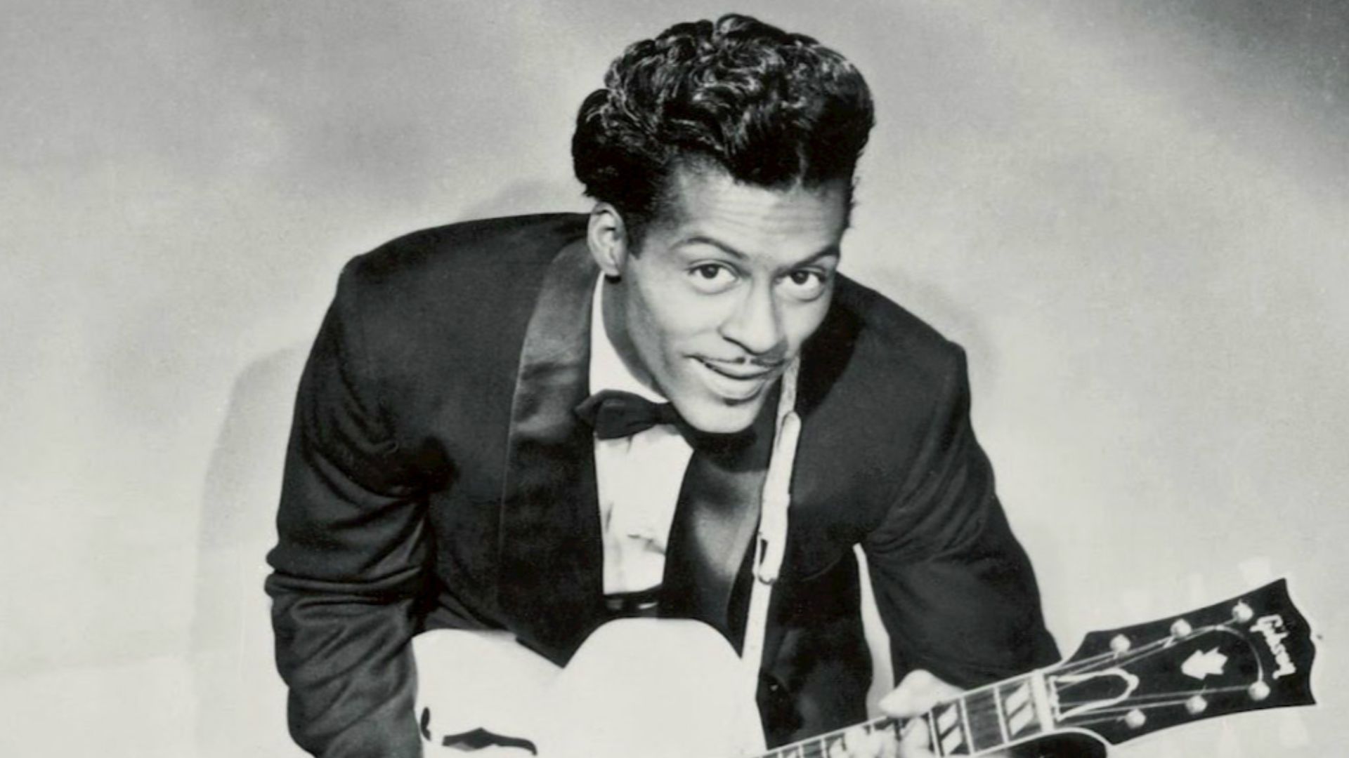 File:Chuck Berry circa 1958.jpg