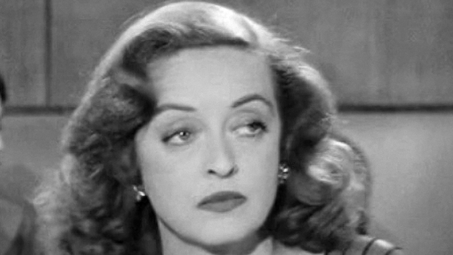 File:Bette Davis in All About Eve trailer.jpg