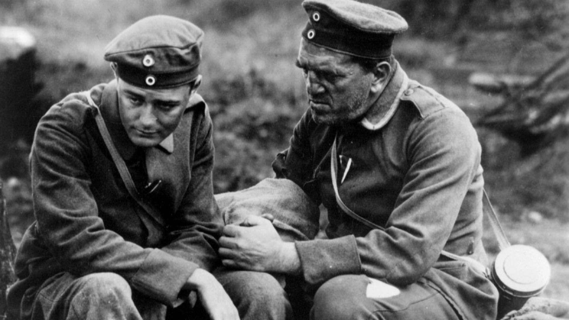 File:Lew Ayres and Louis Wolheim in All Quiet on the Western Front.jpg