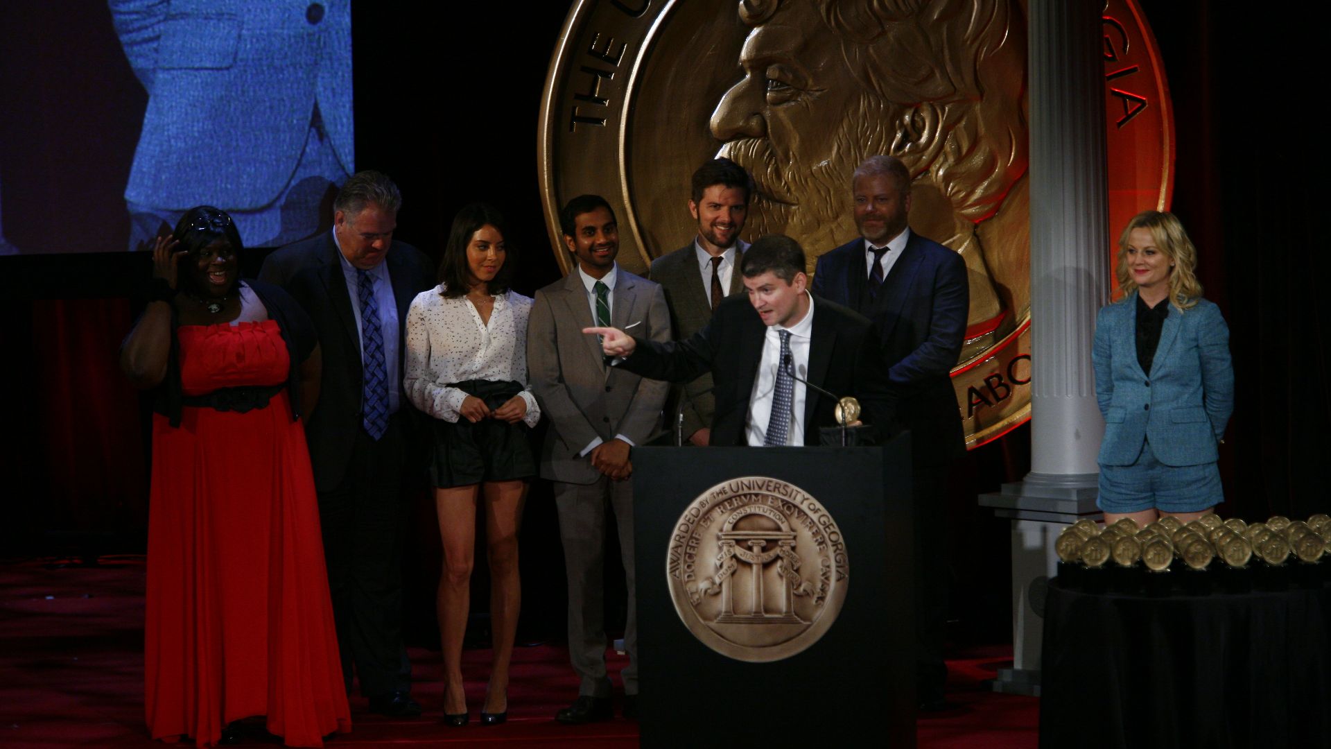 File:Mike Schur and-the cast of Parks and Recreation at the 71st Annual Peabody Awards.jpg