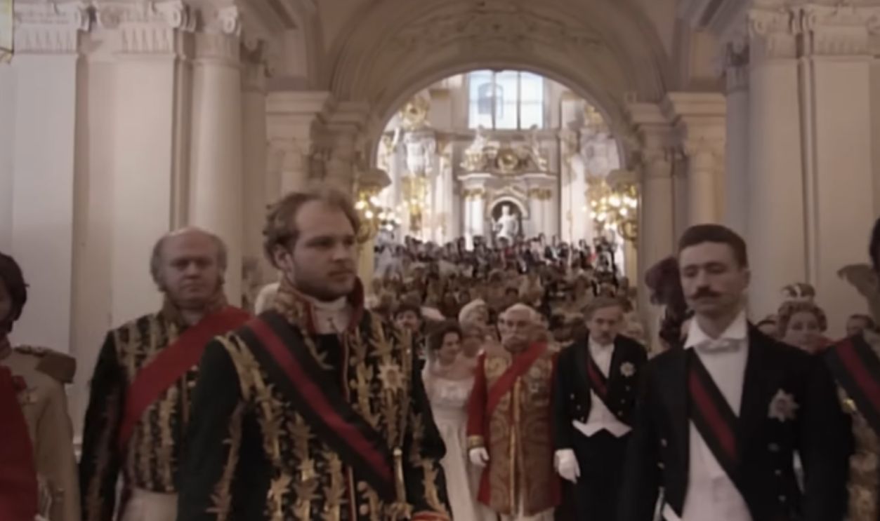 Screenshot from Russian Ark (2002)