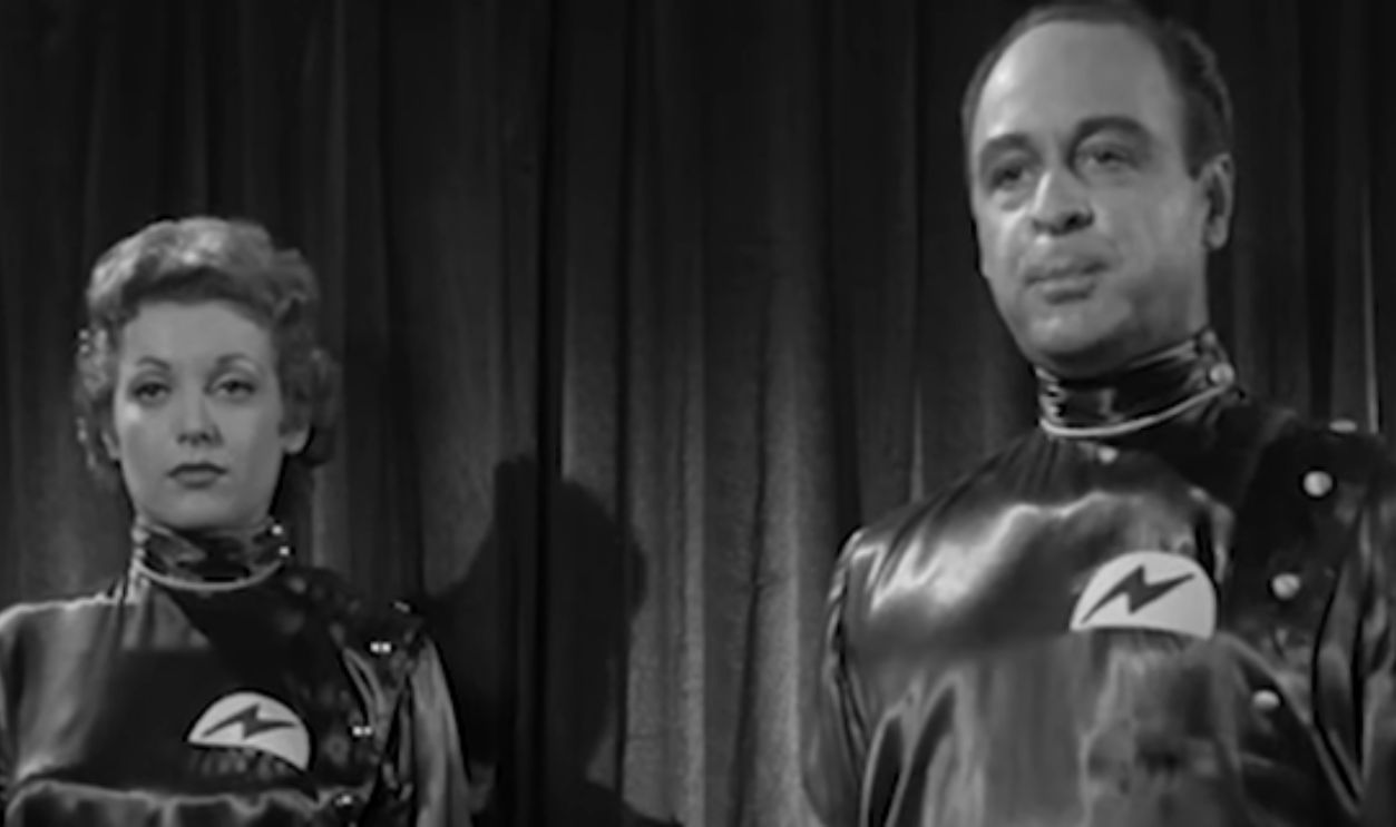 Plan 9 From Outer Space (1959)