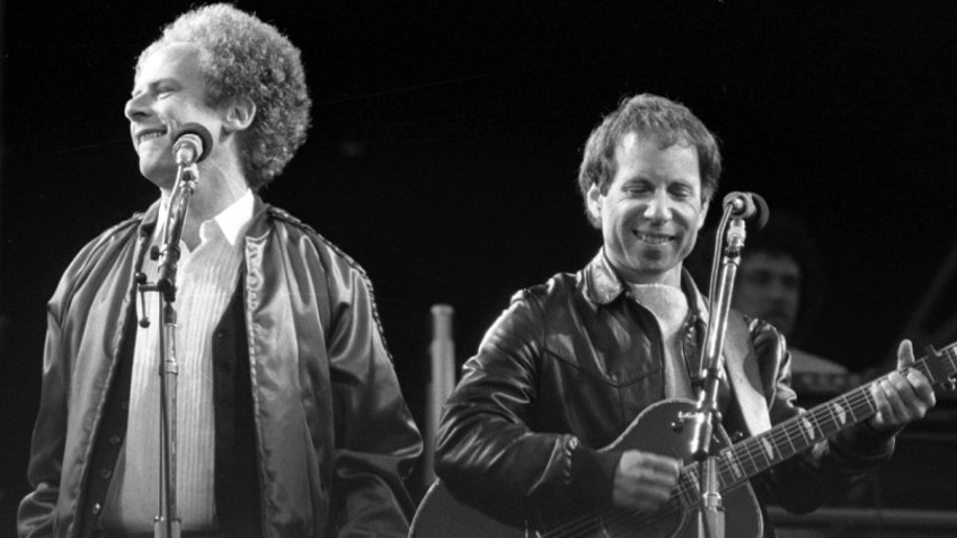 File:Simon and Garfunkel Netherlands 1982.jpg