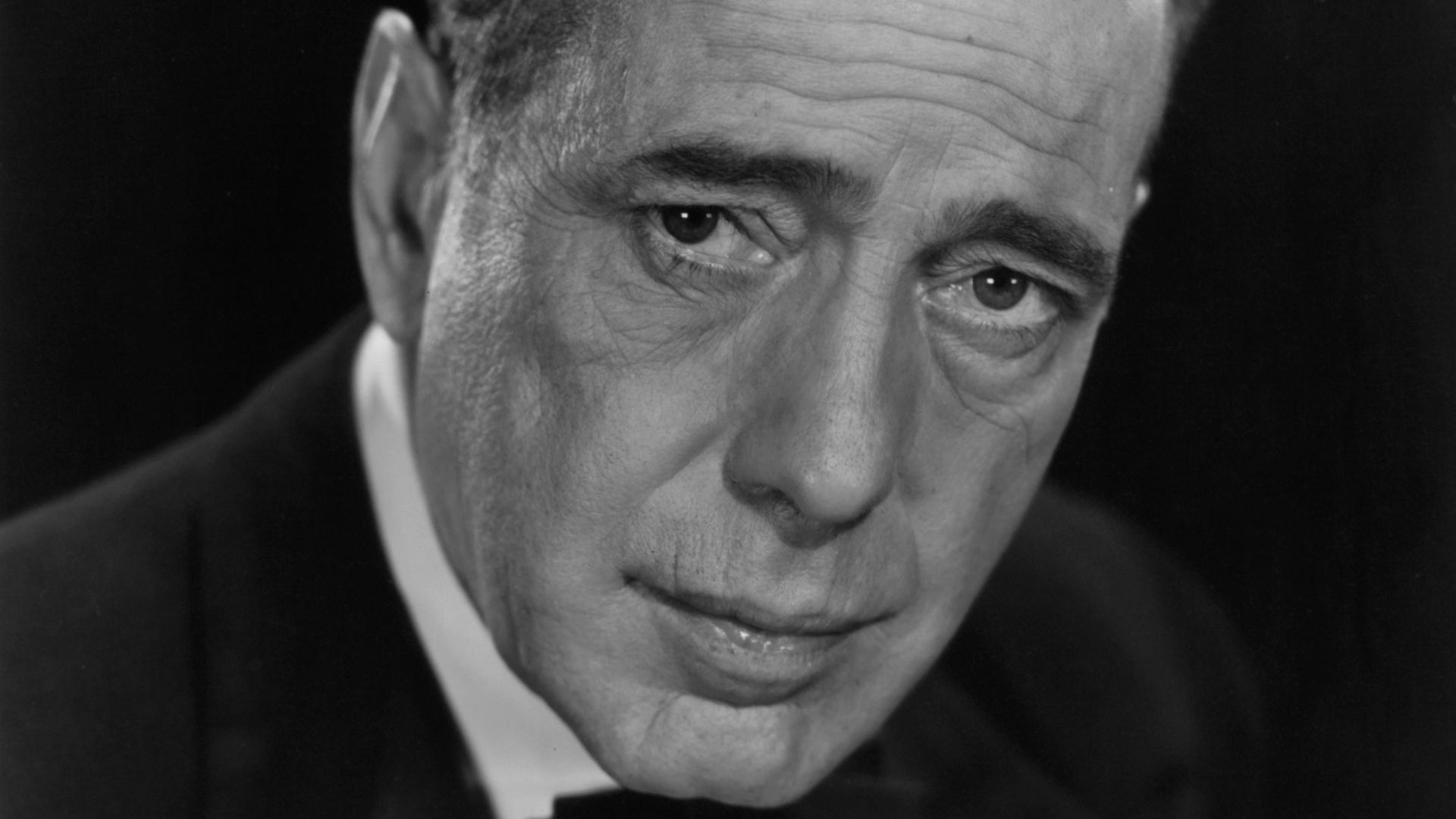 File:Humphrey Bogart publicity.jpg