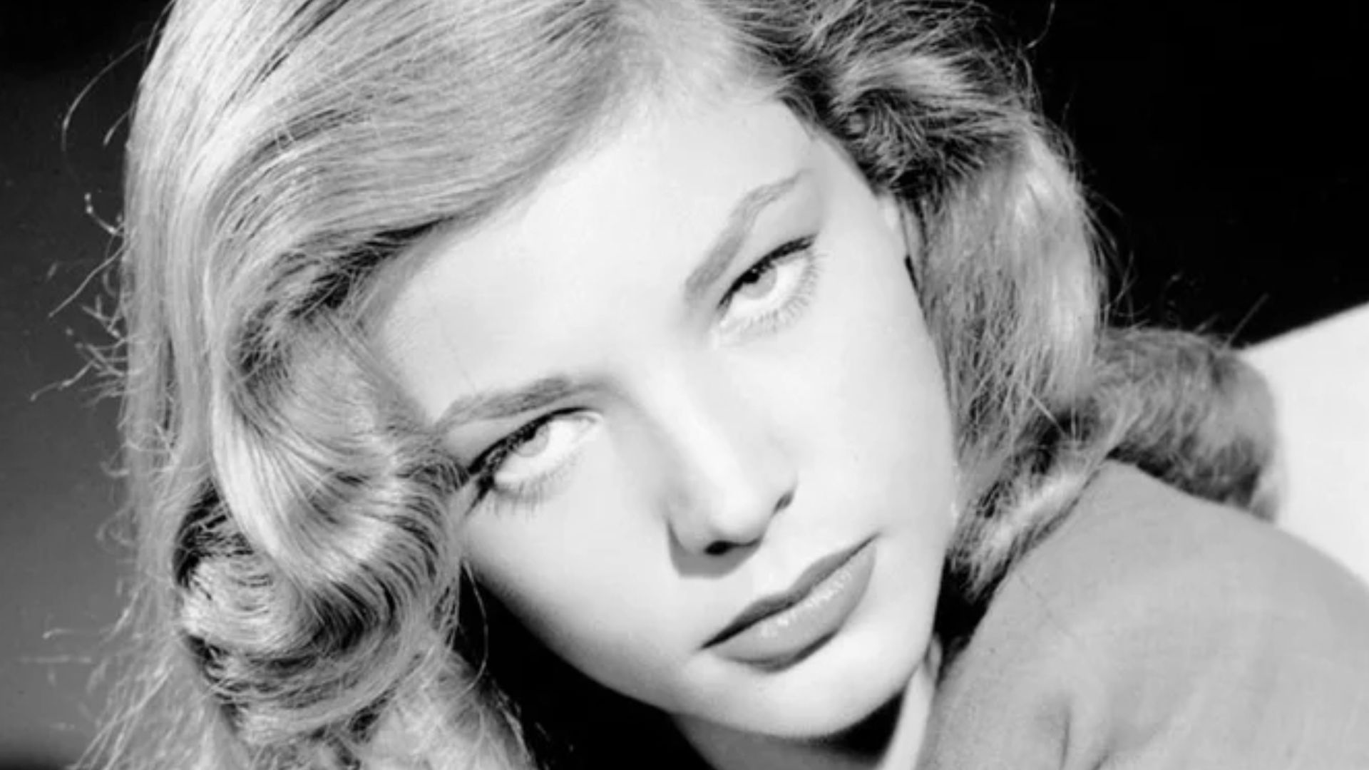 File:Lauren Bacall 1945 (cropped).jpg