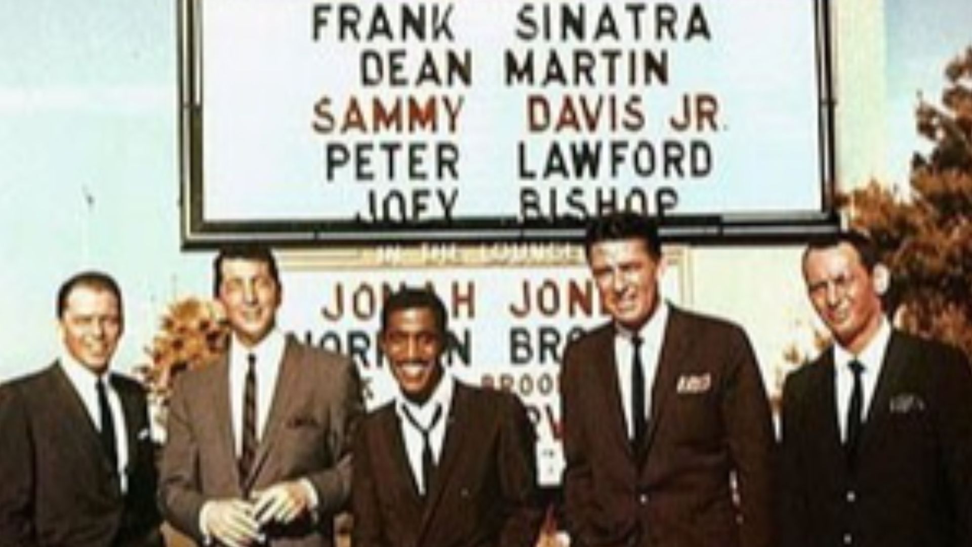 File:Cal-Neva Casino, NV, Lake Tahoe, The Rat Pack 9-2010 (5782322671).jpg