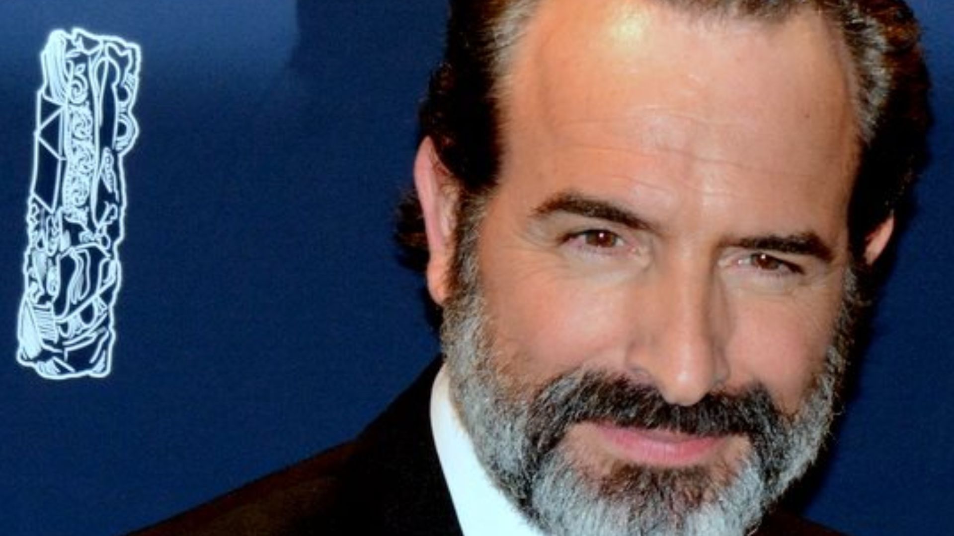 File:Jean Dujardin Césars 2017.jpg