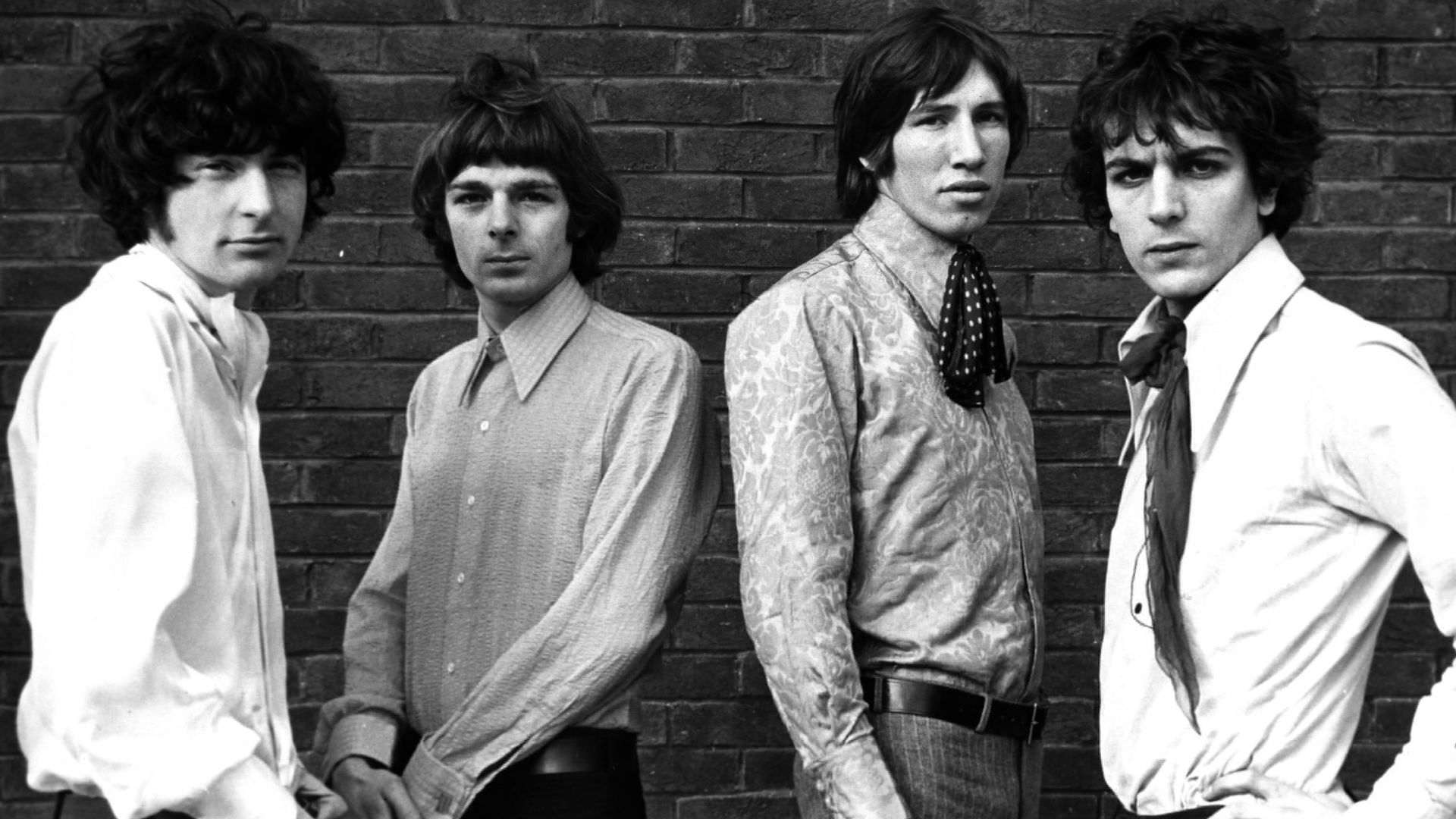 File:Pink Floyd 1967 with Syd Barrett (higher quality).jpg