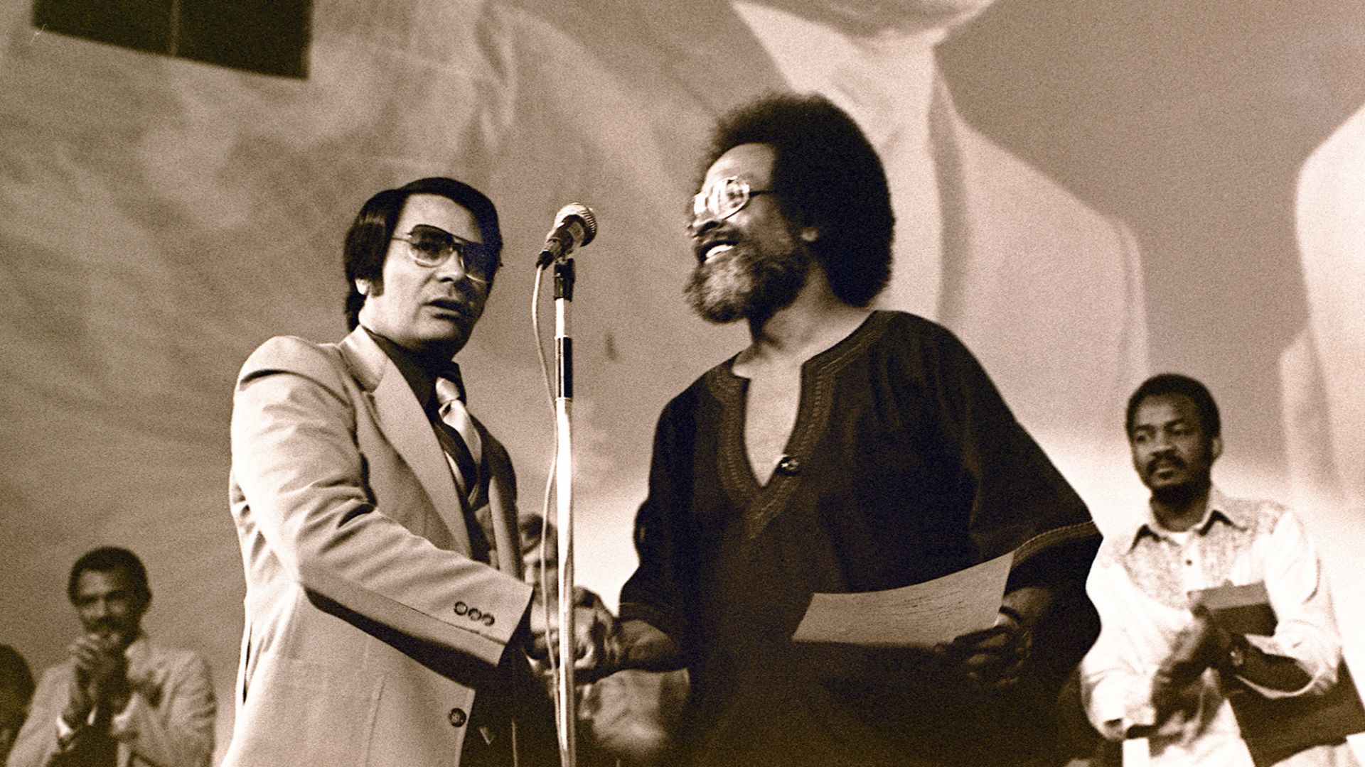 File:Jim Jones shakes hands with Cecil Williams - January 1977.jpg