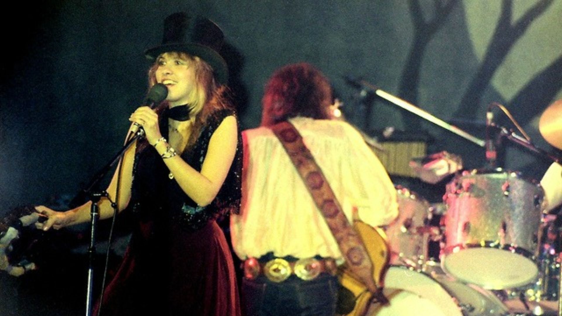 File:Stevie Nicks Fleetwood Mac 04.jpg