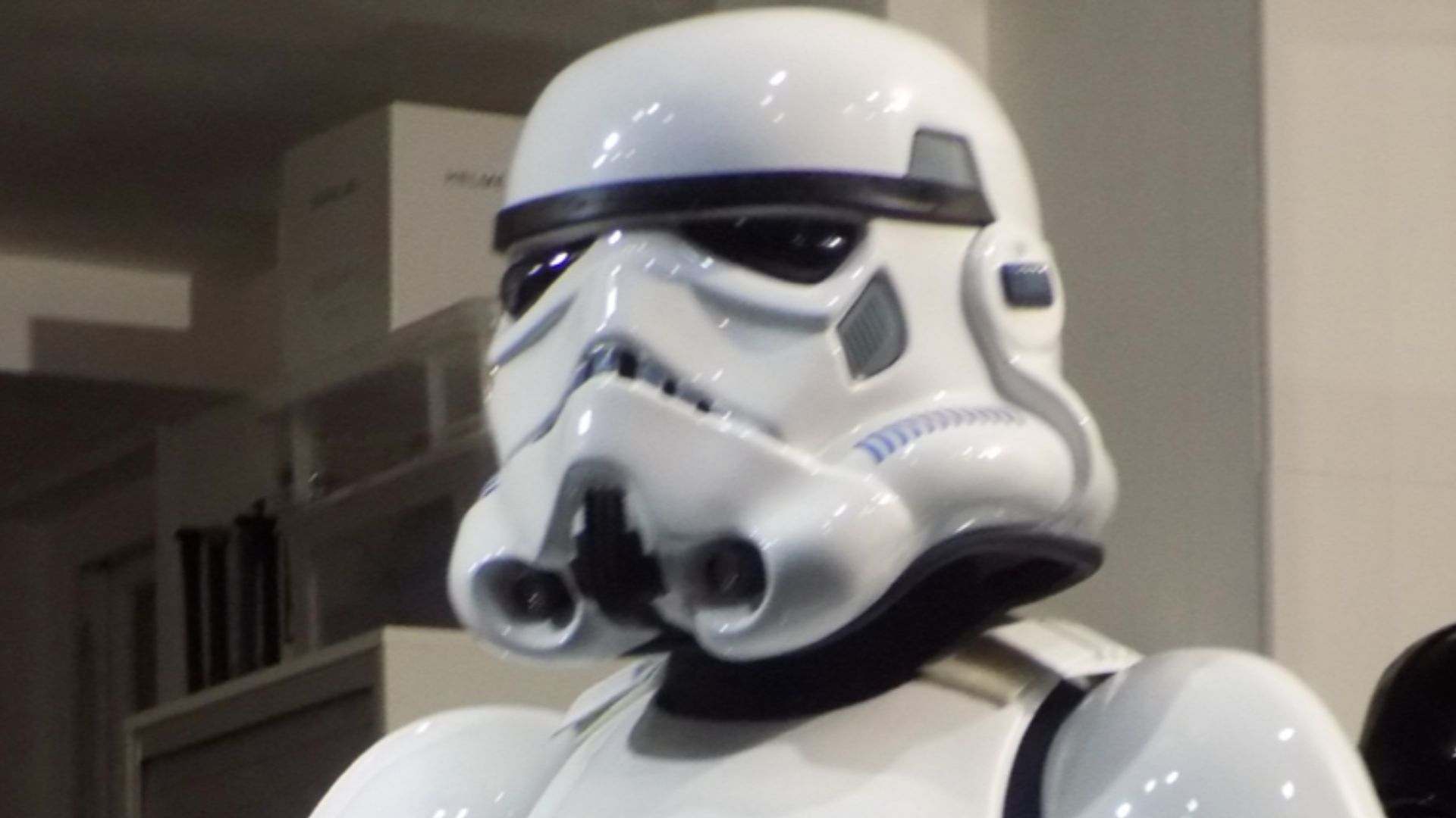 File:Stormtrooper-e11.jpg