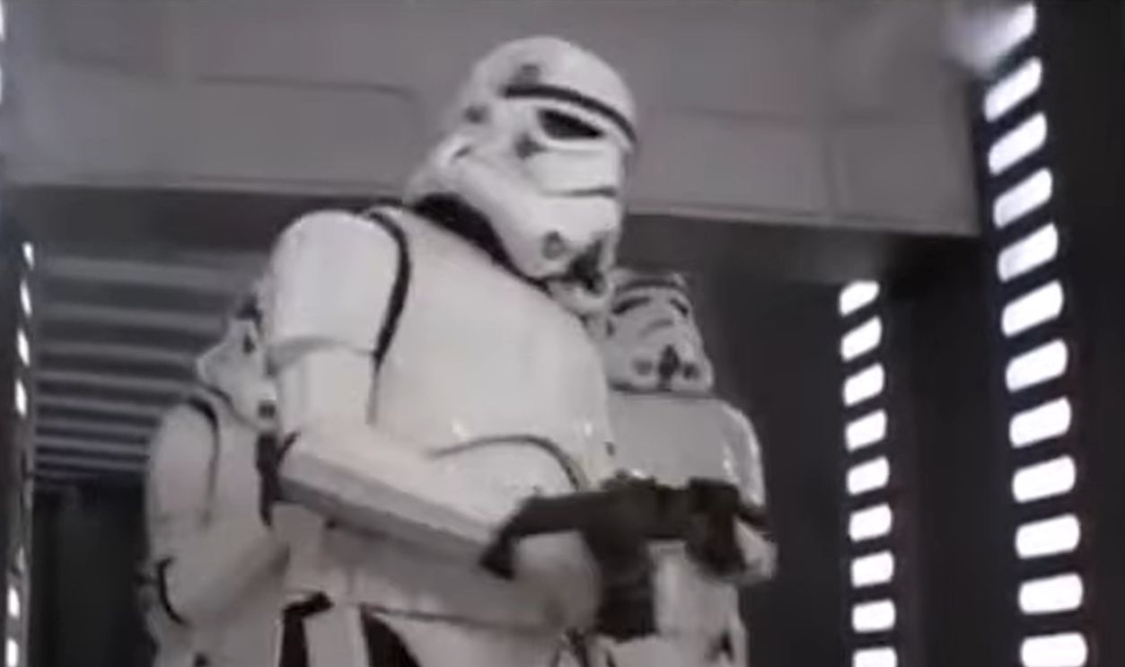 Screenshot from Star Wars: A New Hope (1977)